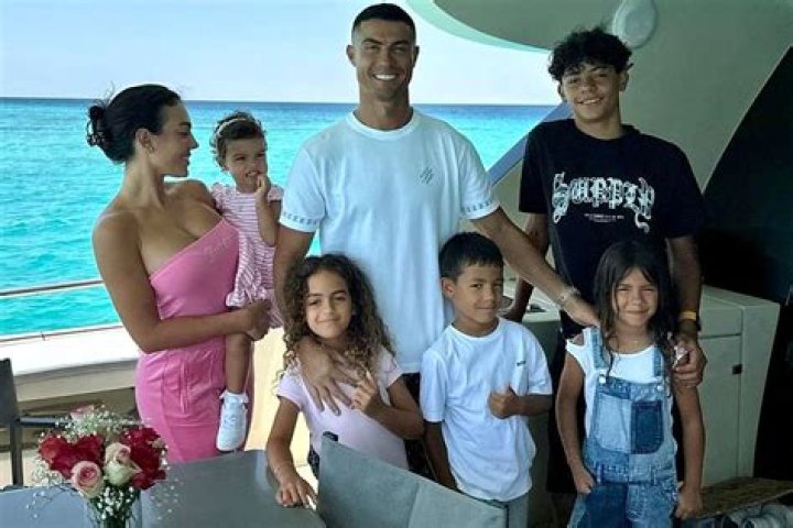 Ronaldo Nazário Bio, Age, Wife, Children, And Family