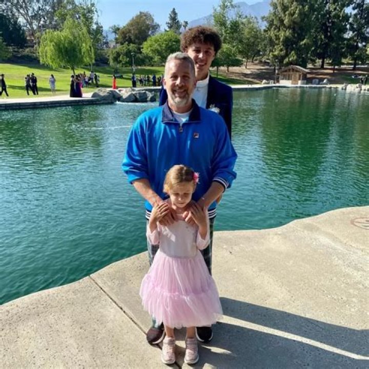 Ryan Sickler- Wiki, Age, Ethnicity, Wife, Height, Net Worth, Career