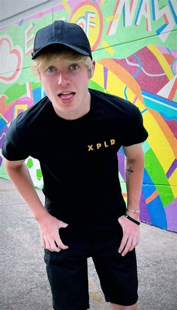 Sam Golbach Net Worth, Age, Height, Bio, Birthday, Wiki!