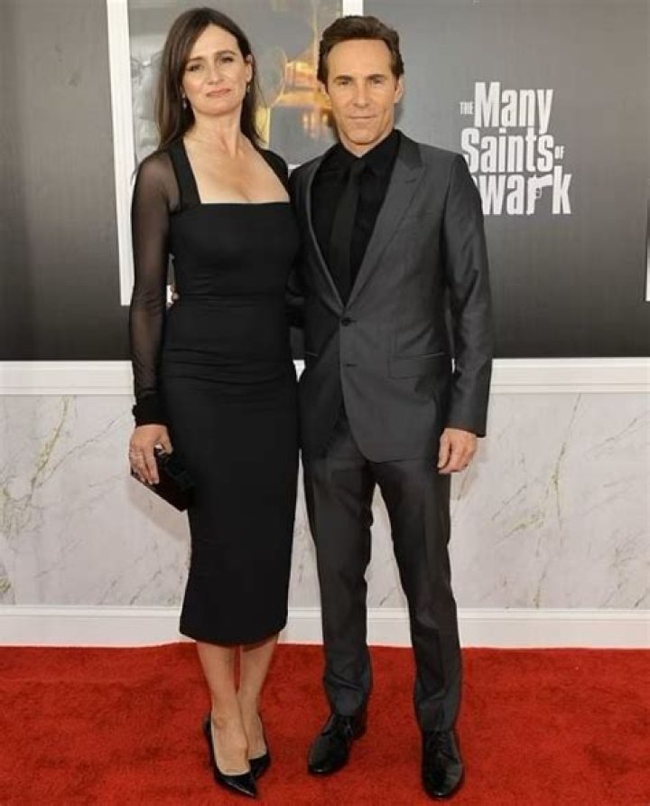 Sam Nivola- Wiki, Age, Height, Net Worth, Girlfriend, Ethnicity