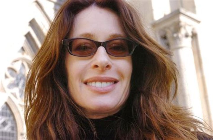 Sarah Thomson - Net Worth, Age, Height, Birthday, Bio, Wiki!