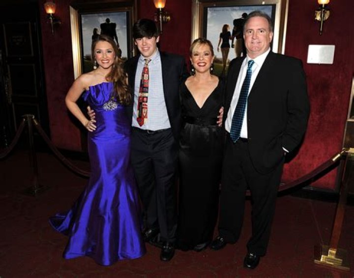 Sean Tuohy Jr. Net Worth, Age, Height, Bio, Birthday, Wiki!