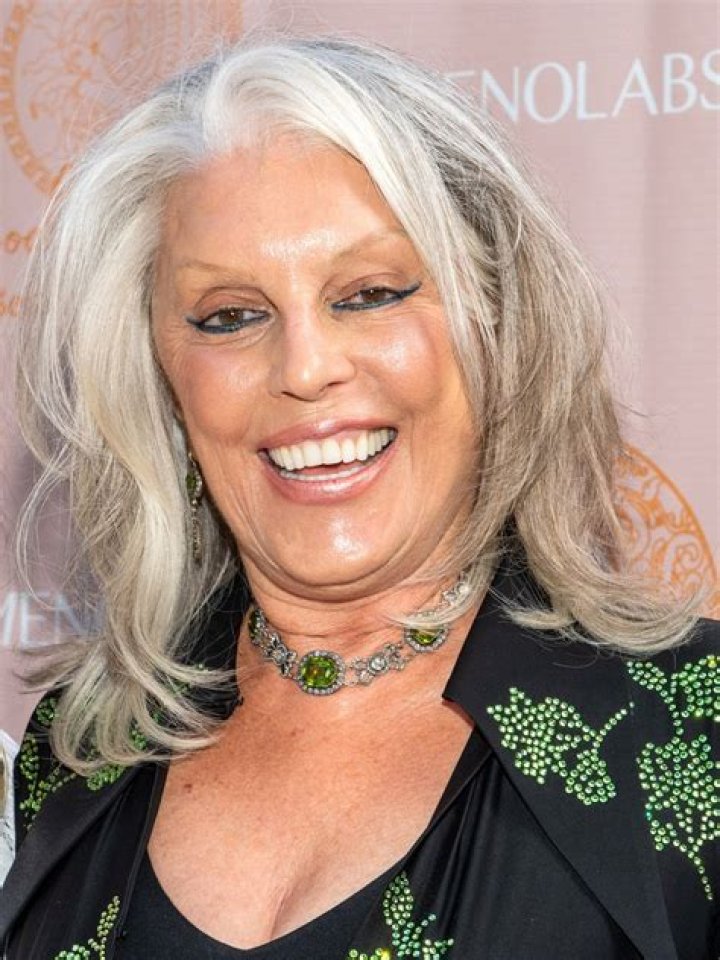 Shera Bechard - Net Worth, Age, Height, Birthday, Bio, Wiki!