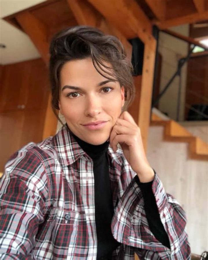 Sofia Pernas Net Worth, Age, Height, Bio, Birthday, Wiki!