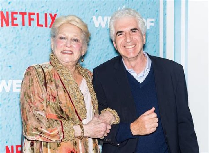 Suzanne Shepherd Husband: Who is Meet David Shepherd?