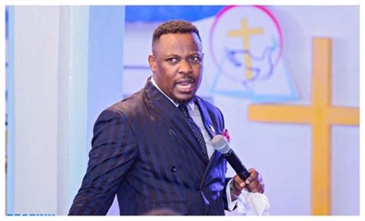 VIDEO: ‘Your Former Manager Is Bewitching You’ – Prophet Nigel Prophecizes To Lilwin
