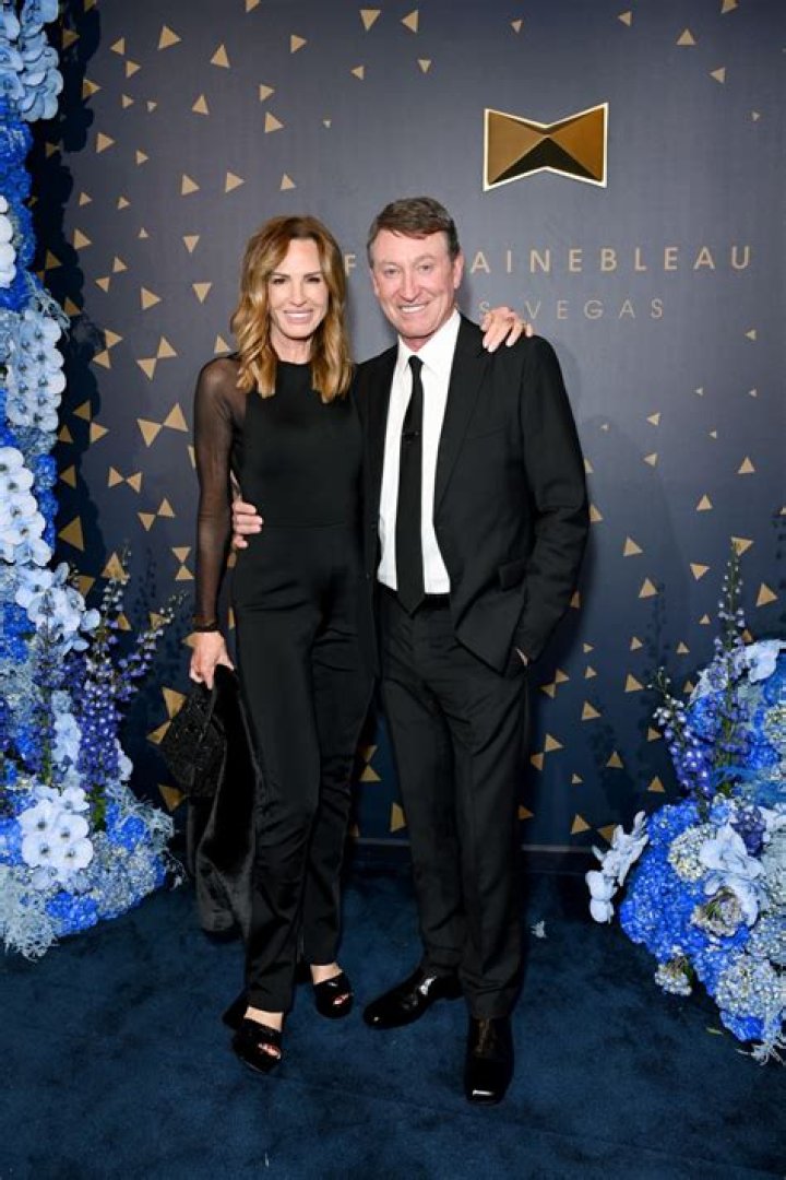 Wayne Barnes Wife: Is Wayne Barnes Married?