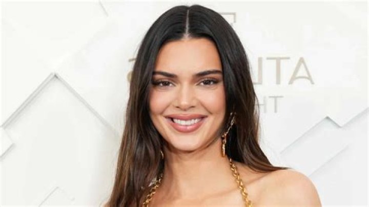 What is Kendall Jenner’s Net Worth: Biography, Net Worth & more