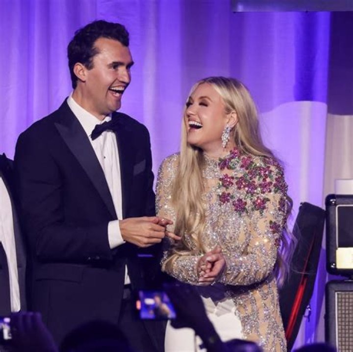 What You Need To Know About Chris Webber’s wife Erika Dates