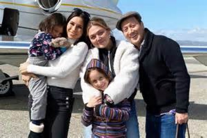 Who are Davis Schneider’s Parents?