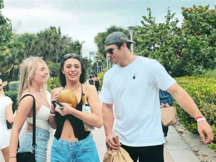 Who are Lukas Van Ness’ Parents?