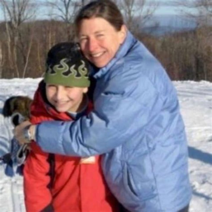 Who are Noah Kahan Parents?