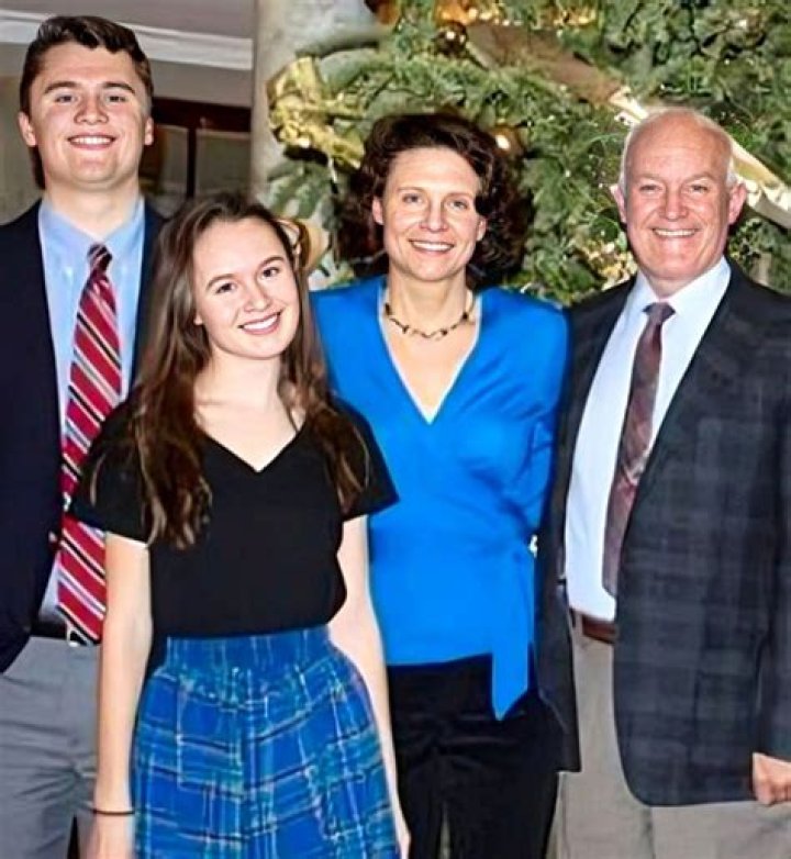 Who Are The Parents Of Lillian Crombie?