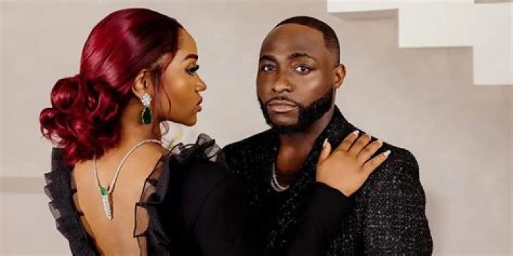 Who is Davido Dating – Davido's Girlfriend & Exes