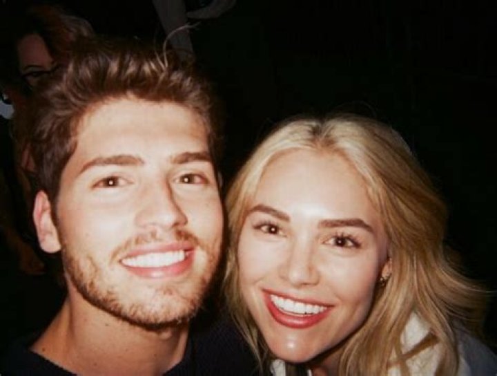 Who is Michelle Vieth Dating – Michelle Vieth's Boyfriend & Exes