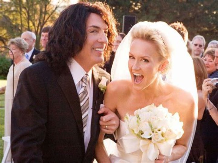 Who is Paul Stanley Dating – Paul Stanley's Wife & Exes
